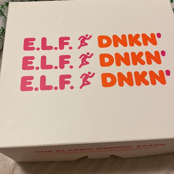 Elf x Dunkin box and bag - Picture 2 of 8